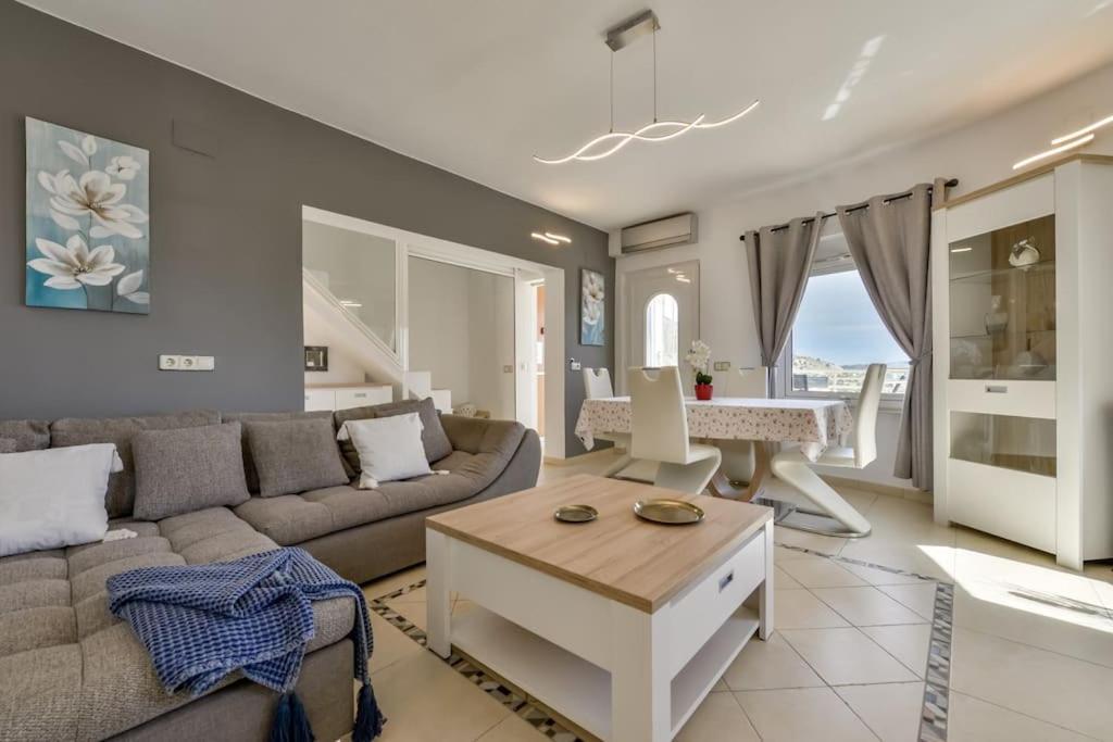 Villas Guzman - Tango Calp Extérieur photo